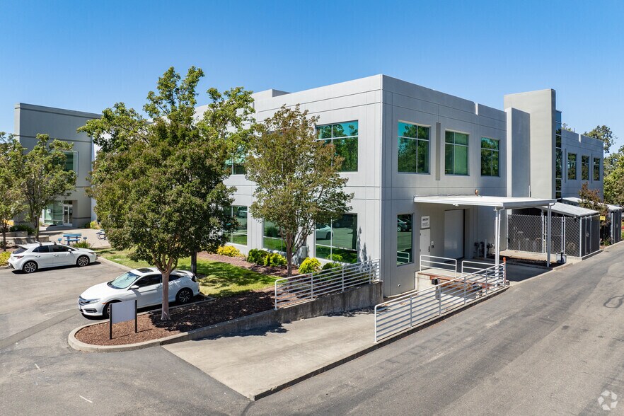 More Photos Of 3750 Westwind Blvd, Santa Rosa Light Manufacturing For Sale