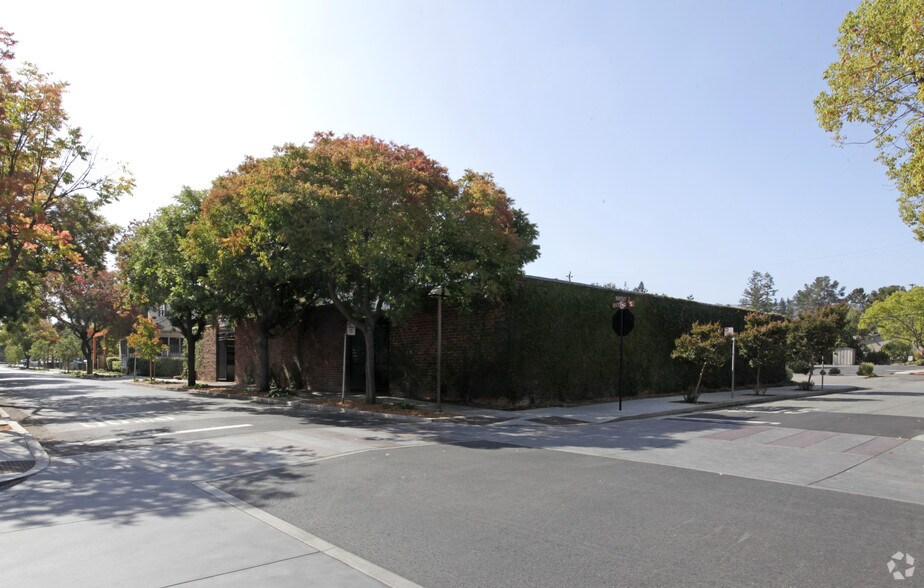 More Photos Of 330-340 2nd St, Los Altos Coworking Space