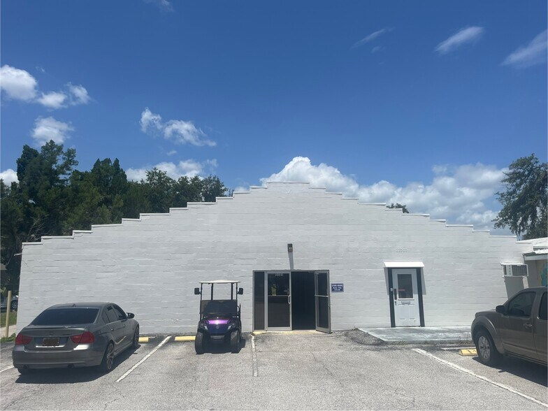 Primary Photo Of 12325-12329 US Highway 301, Dade City General Retail For Lease