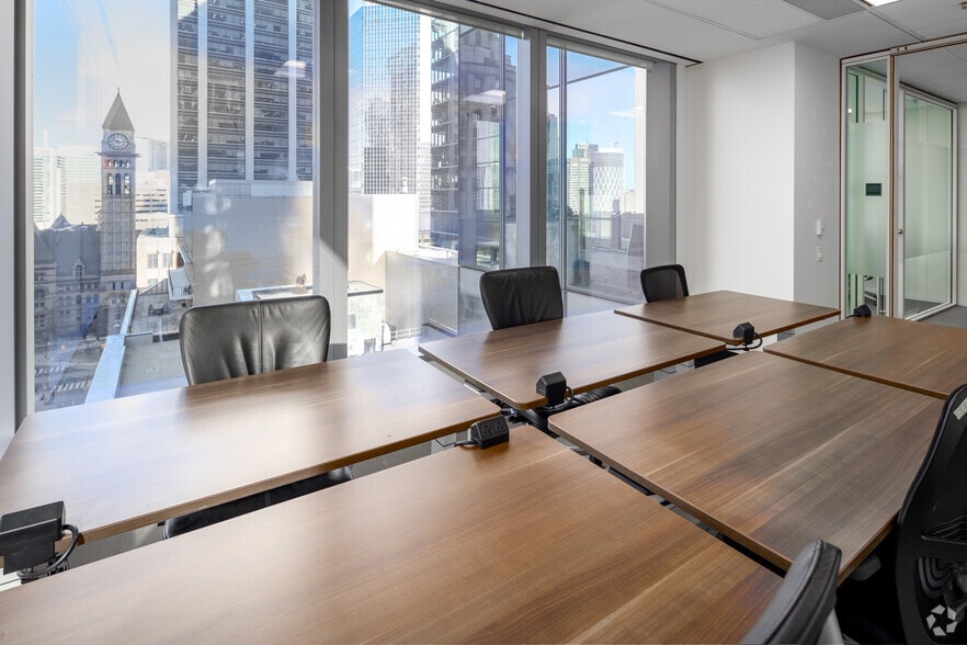 More Photos Of 333 Bay St, Toronto Office For Sale