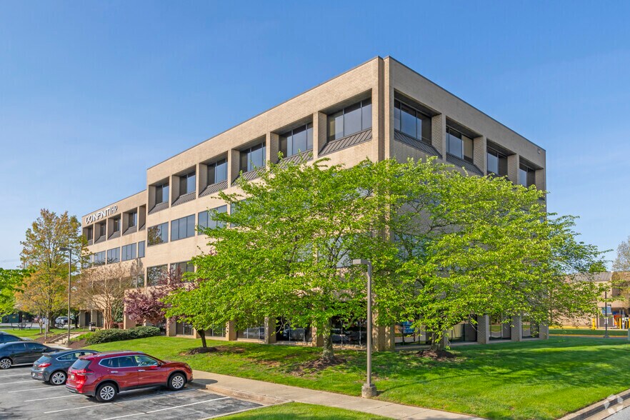 More Photos Of 3905 National Dr, Burtonsville Office For Lease