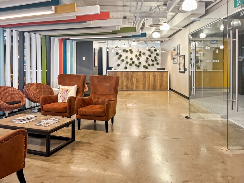 More Photos Of 330 5th Ave SW, Calgary Coworking Space