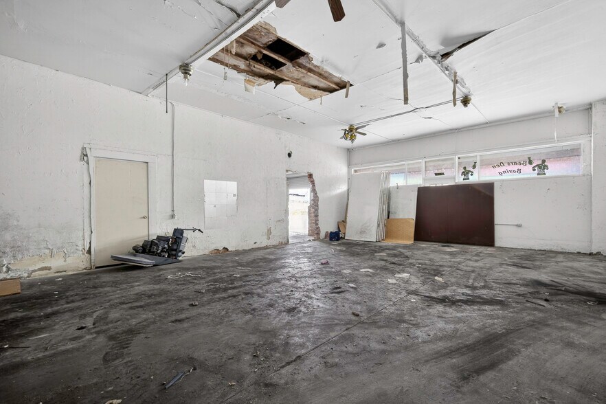 More Photos Of , Carnegie General Retail For Sale