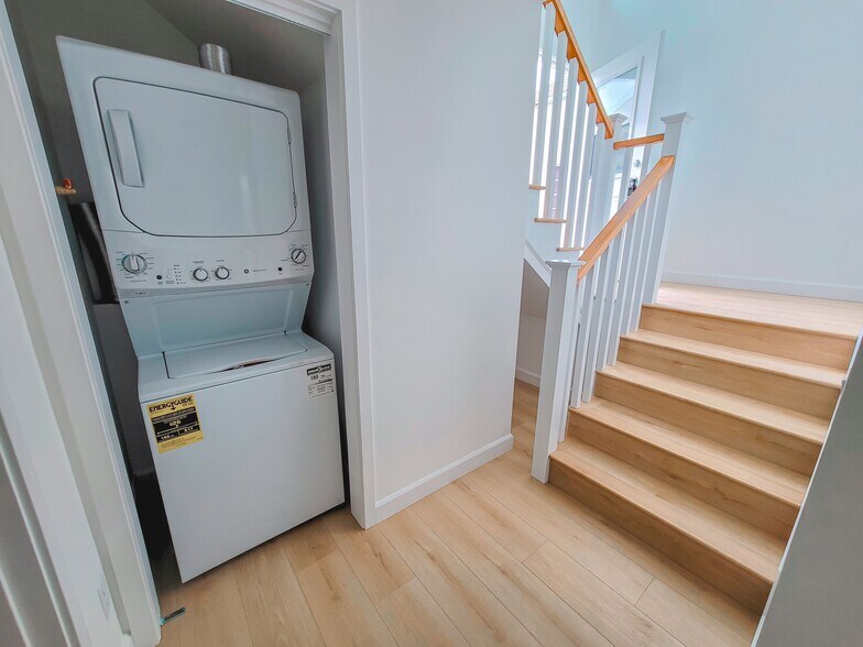 More Photos Of 4212-4216 1/2 Lockwood Ave, Los Angeles Apartments For Sale