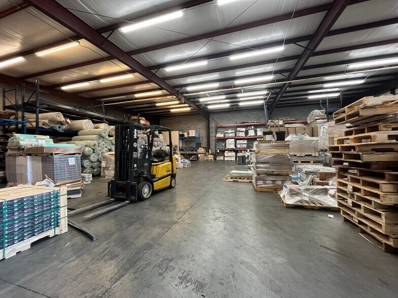 More Photos Of 7204 Stinson Hartis Rd, Indian Trail Light Manufacturing For Lease