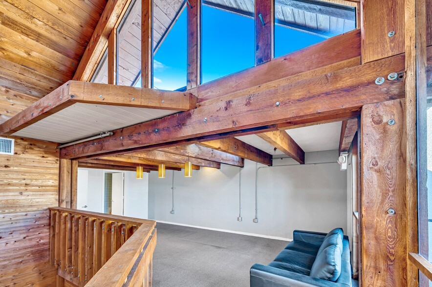 More Photos Of 3045 N Federal Hwy, Fort Lauderdale Loft Creative Space For Sale