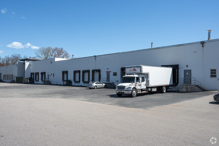 More Photos Of 15-21 University Rd, Canton Light Manufacturing For Lease