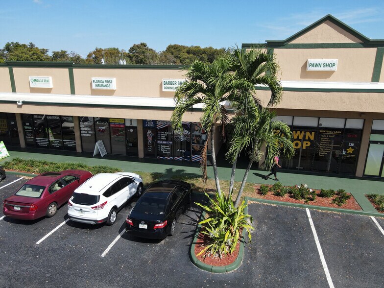 More Photos Of 300-366 S State Road 7, Margate Unknown For Lease
