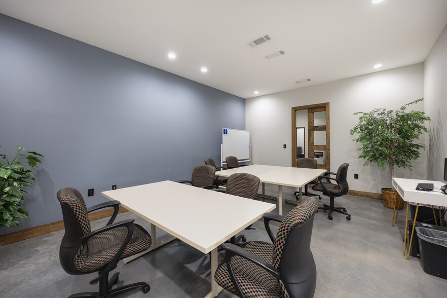 More Photos Of 299 W Eldorado Pky, McKinney Office For Sale
