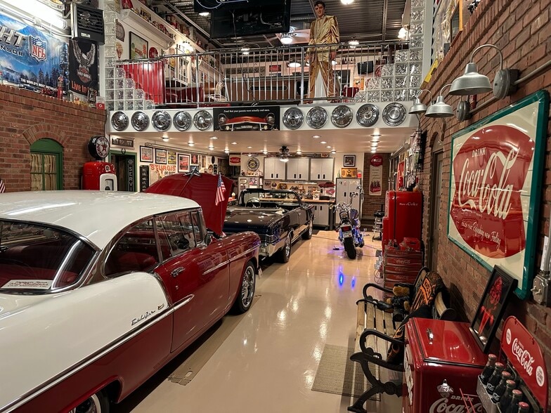 More Photos Of 9181 Commerce Center Cir, Highlands Ranch Self Storage For Sale