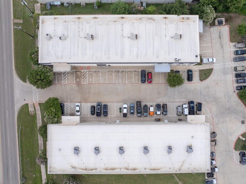 More Photos Of 190 N Bagdad Rd, Leander Unknown For Lease