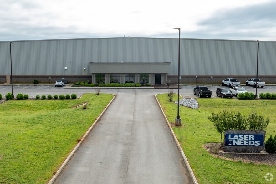 Primary Photo Of 5059 Endeavor Way, Tanner Warehouse For Lease