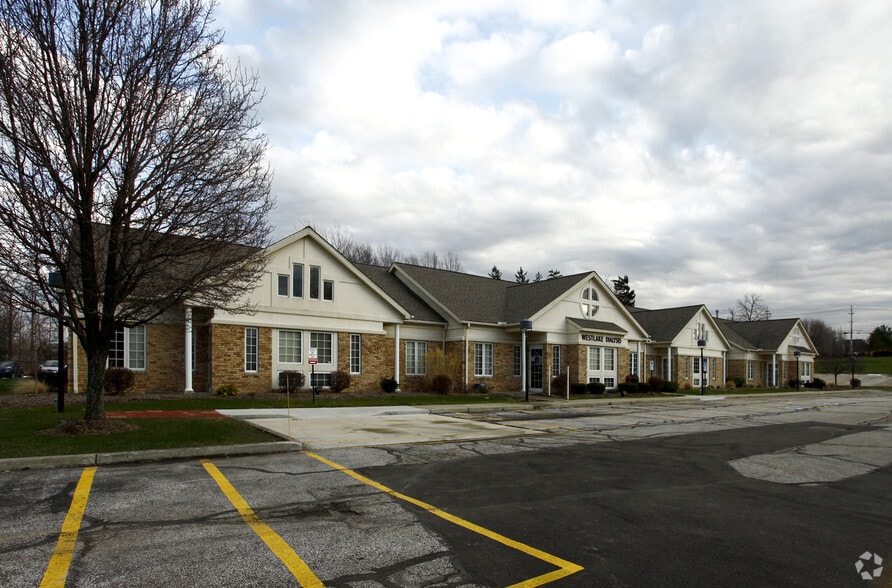 More Photos Of 26016 Detroit Rd, Westlake Office For Lease