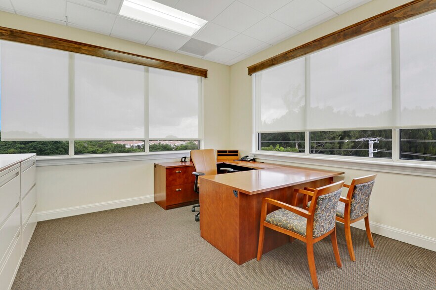 More Photos Of 6751 N Federal Hwy, Boca Raton Office For Sale