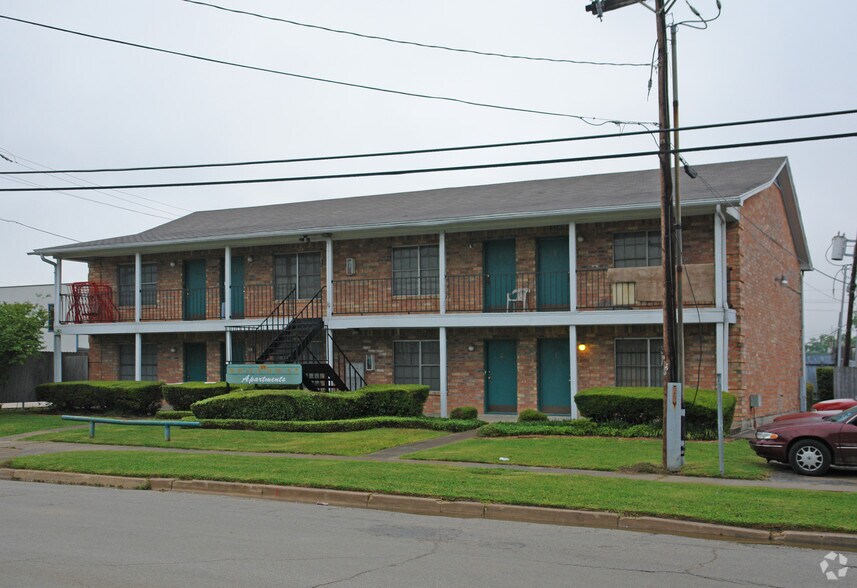 Primary Photo Of 2670 Broadway, Beaumont Apartments For Sale