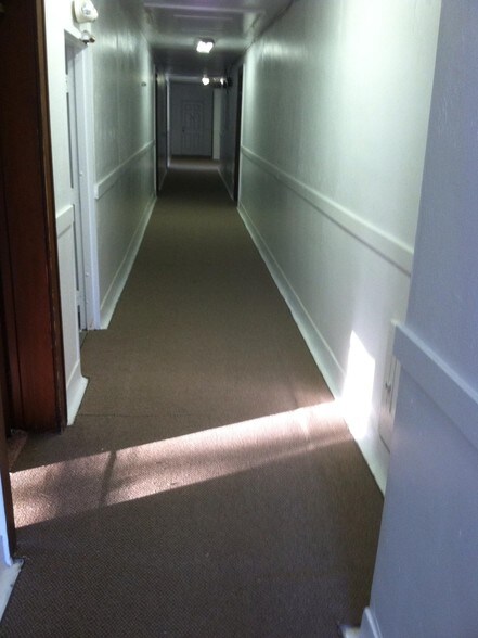 More Photos Of 612 W Gallatin St, Vandalia Apartments For Sale