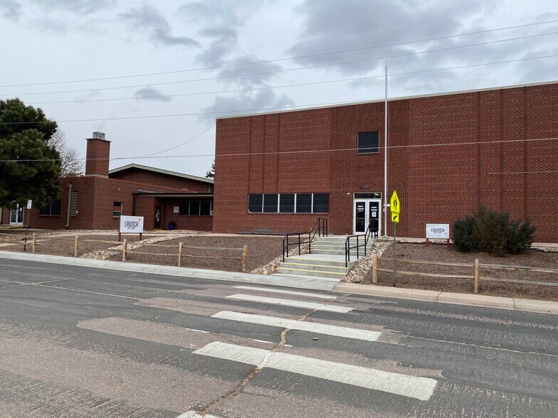 More Photos Of 3122 Poinsetta Dr, Colorado Springs Schools For Lease