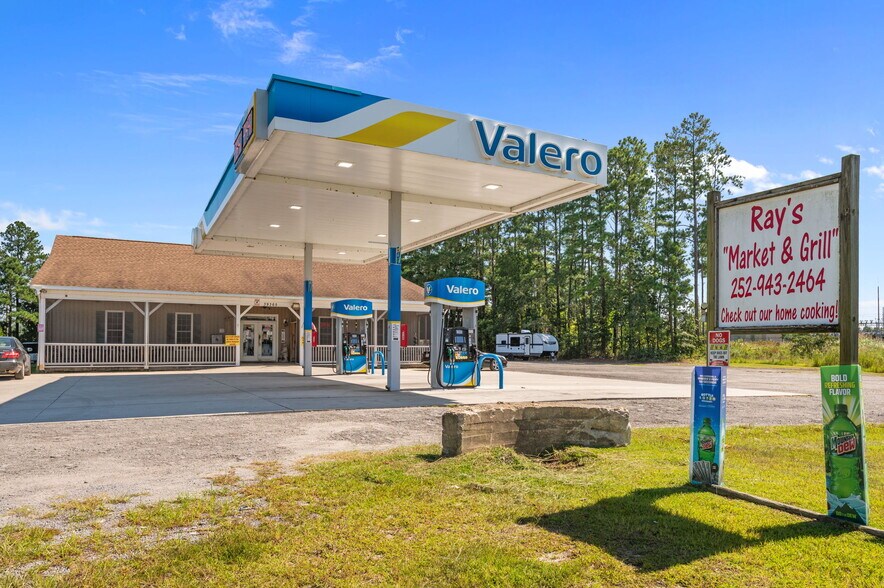 More Photos Of 39365 US Highway 264 E, Belhaven General Retail For Sale