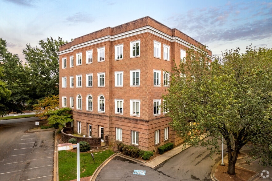 Primary Photo Of 200 Queens Rd, Charlotte Office For Lease