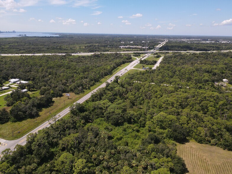 More Photos Of 9461 Bayshore rd, North Fort Myers Land For Lease