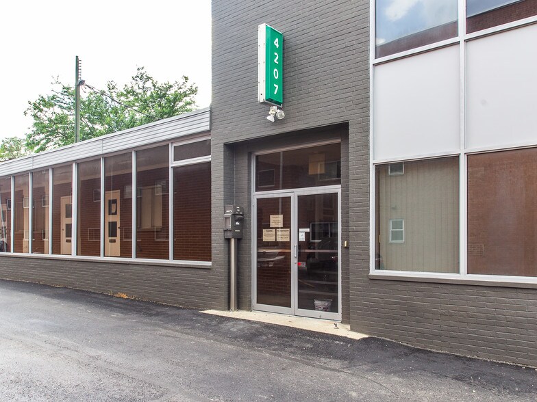 More Photos Of 4207 E Broad St, Columbus Office Residential For Sale