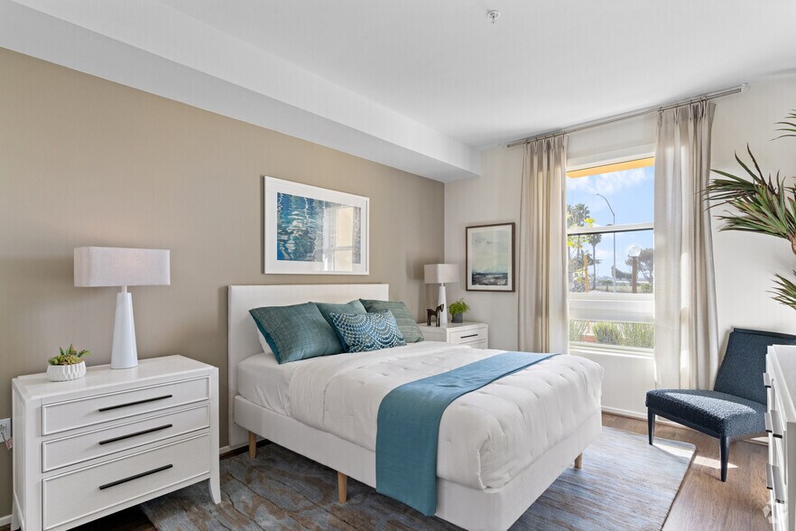 More Photos Of 6838-6874 Northbank Dr, Ventura Apartments For Lease