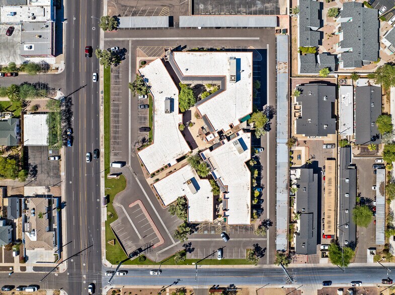 More Photos Of 2701 N 16th St, Phoenix Medical For Sale