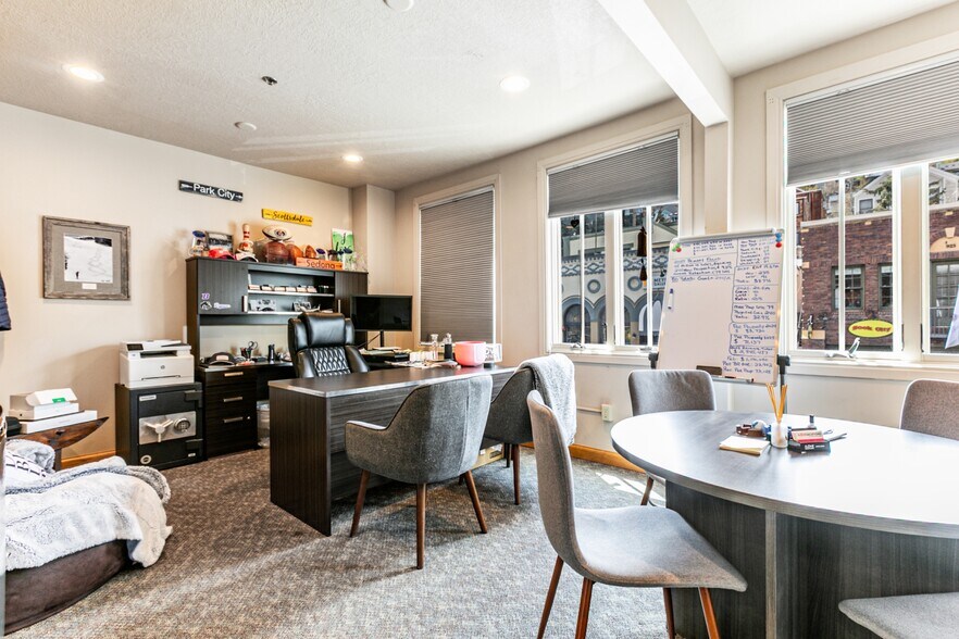 More Photos Of 314 Main St, Park City Storefront Retail Office For Lease