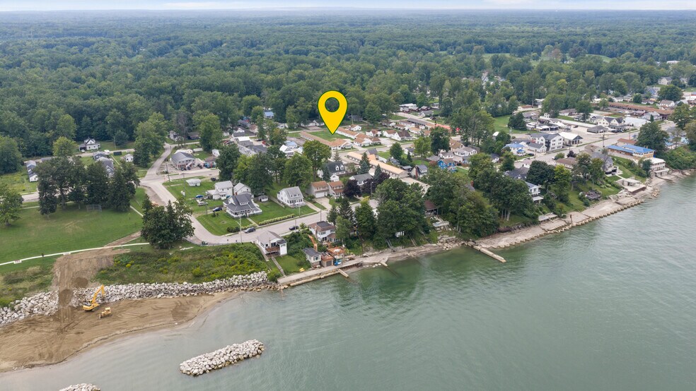More Photos Of 5196 Lake Rd E, Geneva Hotel For Sale