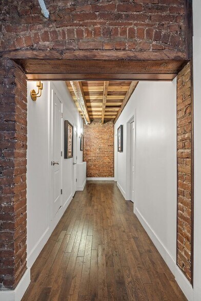 More Photos Of 7 W 16th St, New York Apartments For Sale