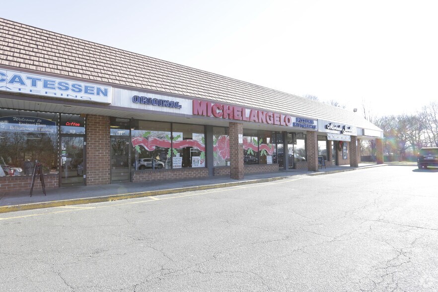More Photos Of 5-25 Eastport Manor Rd, Eastport Unknown For Lease