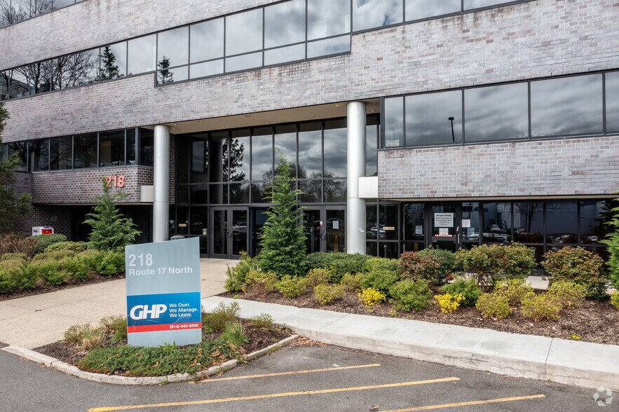 More Photos Of 218 Route 17 N, Rochelle Park Office For Lease