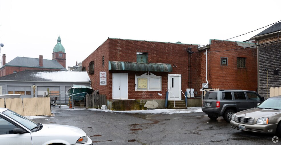 More Photos Of 442-450 Main St, Warren Storefront Retail Office For Lease