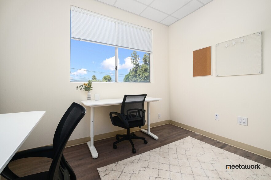 More Photos Of 2181 S Atlantic Blvd, Commerce Office For Lease