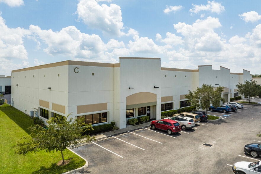 More Photos Of 4610-4630 Eagle Falls Pl, Tampa Warehouse For Lease