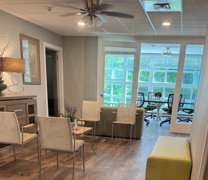 More Photos Of 748 Bethlehem Pike, Ambler Office Residential For Lease
