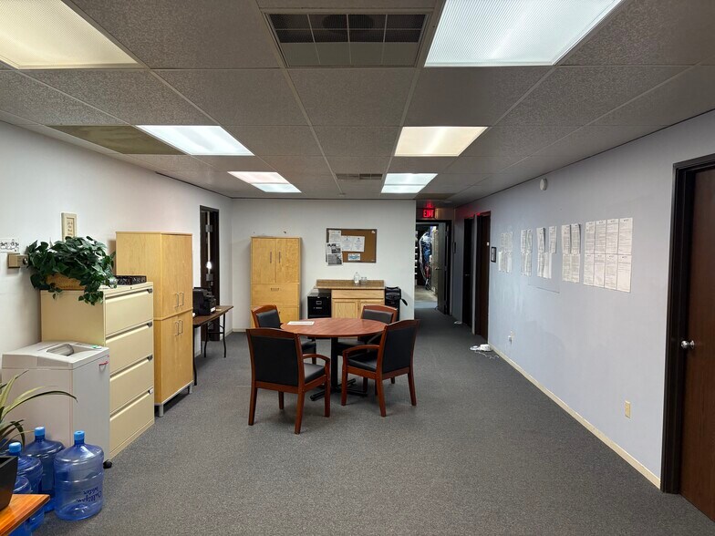 More Photos Of 505 S 12th Ave, Virginia Medical For Sale