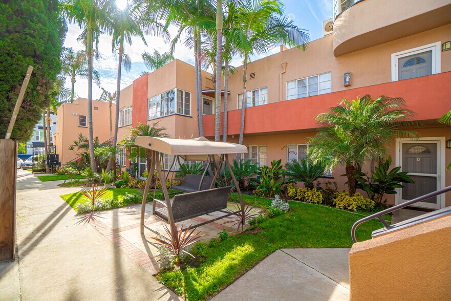 More Photos Of 1149 E 1st St, Long Beach Apartments For Sale