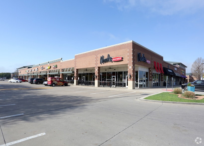 More Photos Of 5960-5976 W Parker Rd, Plano Unknown For Lease
