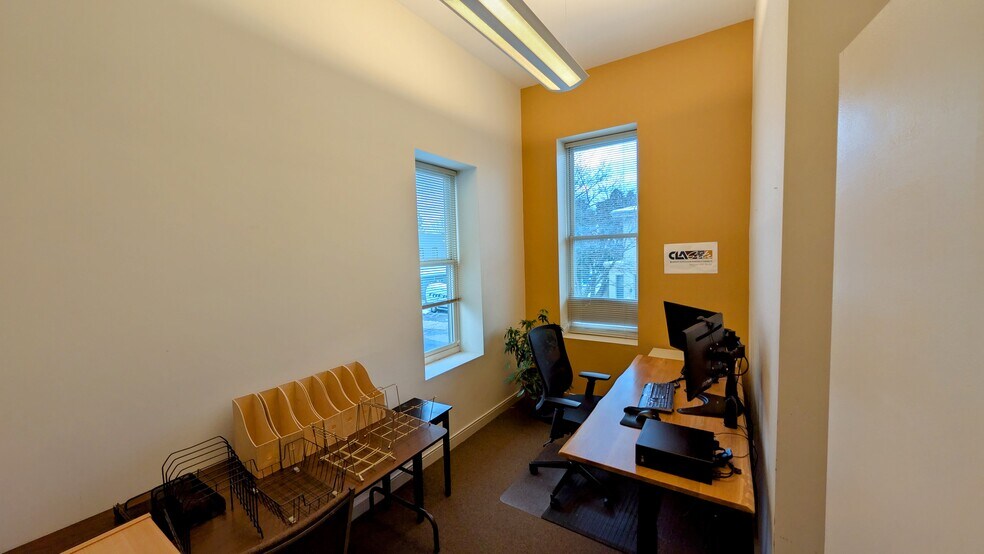 More Photos Of 58 Church St, Saratoga Springs Freestanding For Lease