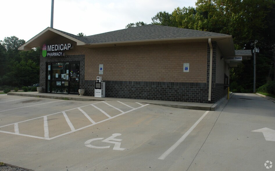 Primary Photo Of 1120 Creekside Medical Dr, York General Retail For Sale