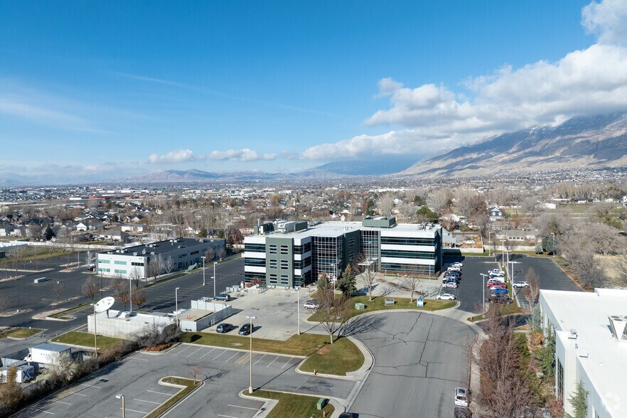More Photos Of 333 S 520 W, Lindon Office For Lease