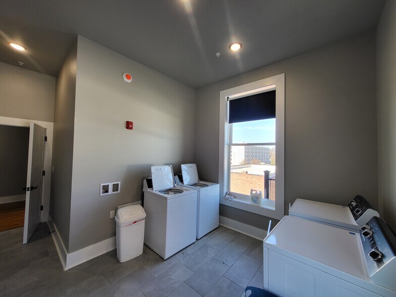 More Photos Of 223 W 3rd St, Joplin Apartments For Sale