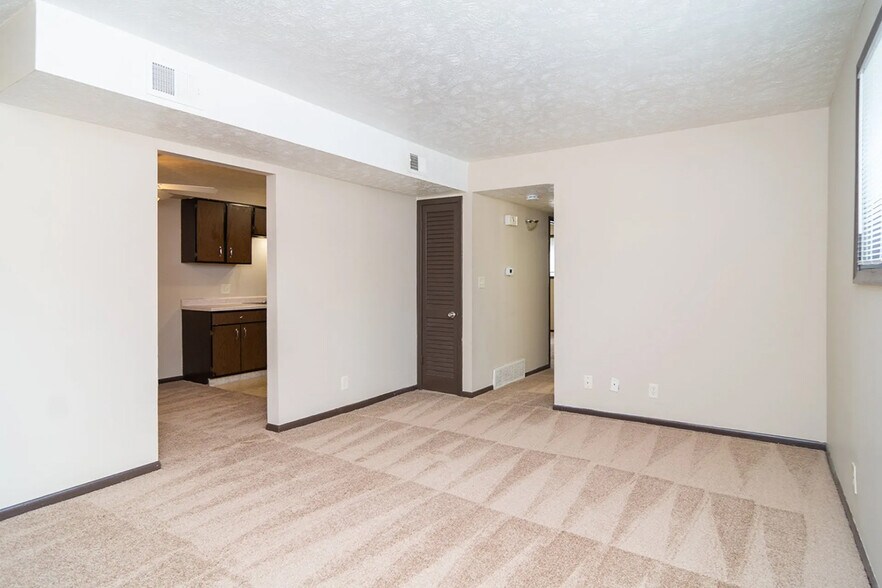 More Photos Of 7301 Corby St, Omaha Apartments For Sale