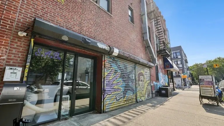 More Photos Of 292 Graham Ave, Brooklyn Storefront Retail Residential For Lease