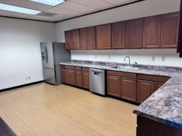 More Photos Of 2550 Gray Falls Dr, Houston Office For Lease