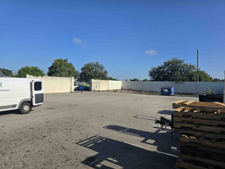 More Photos Of 801 Marshall Farms Rd, Ocoee Medical For Sale