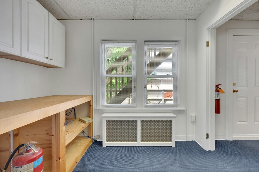 More Photos Of 5 Montague St, Yonkers Office For Lease