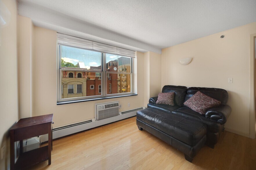 More Photos Of 400 College Ave, Ithaca Apartments For Sale