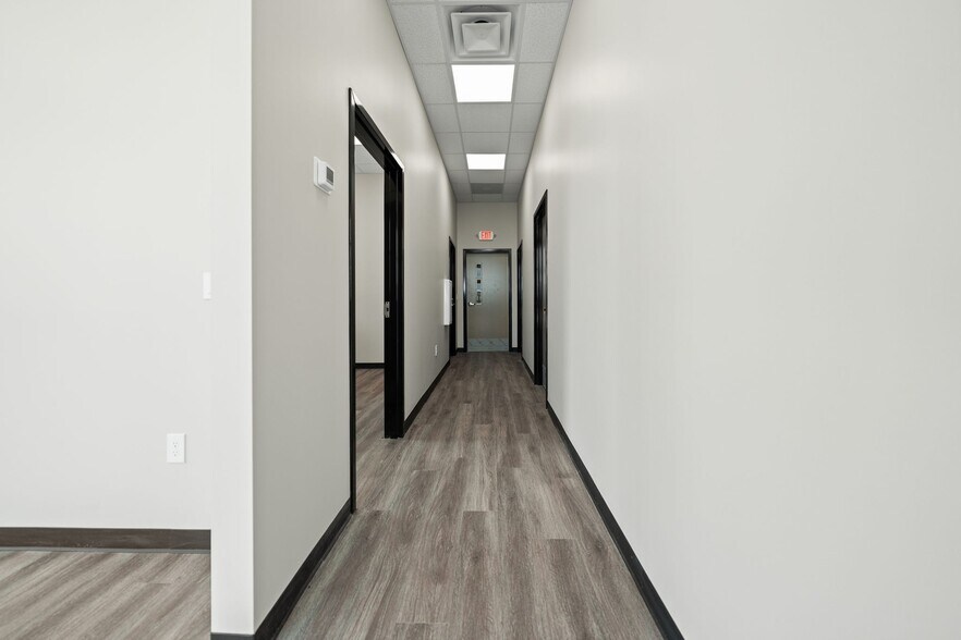 More Photos Of 1170 Dunlop Ln, Clarksville Industrial For Lease